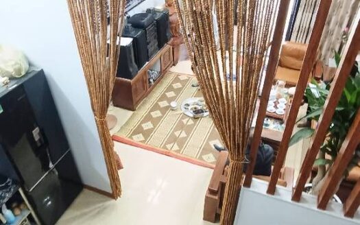 NHÀ DÂN XÂY MỚI Thạch Bàn-oto vào – NỘI THẤT BÀN GHẾ VÀ ĐIỀU HÒA – Ô TÔ VÀO NHÀ – 50M RA MẶT NGÕ ÔTÔ TRÁNH