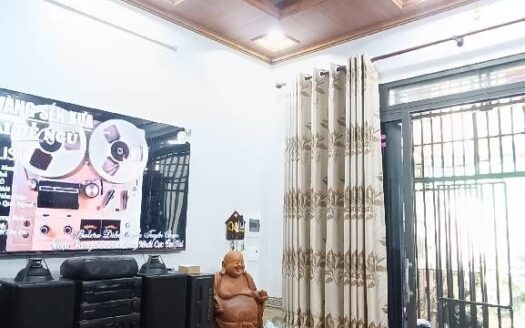 NHÀ DÂN XÂY MỚI Thạch Bàn-oto vào – NỘI THẤT BÀN GHẾ VÀ ĐIỀU HÒA – Ô TÔ VÀO NHÀ – 50M RA MẶT NGÕ ÔTÔ TRÁNH