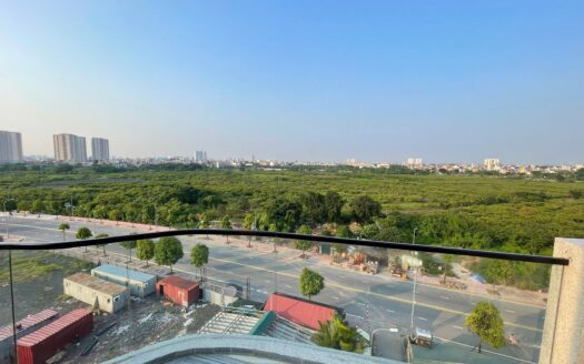 Bán nhà Cự Khối 7 tầng view hồ 31ha