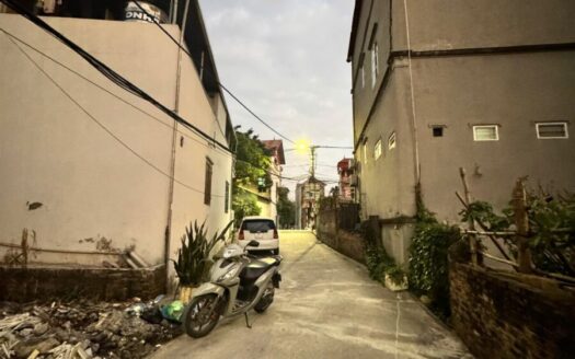 Đất Đẹp Bát Khối Long Biên 42m Ô Tô vào Giá Chỉ Hơn 4 Tỷ (0978415455)