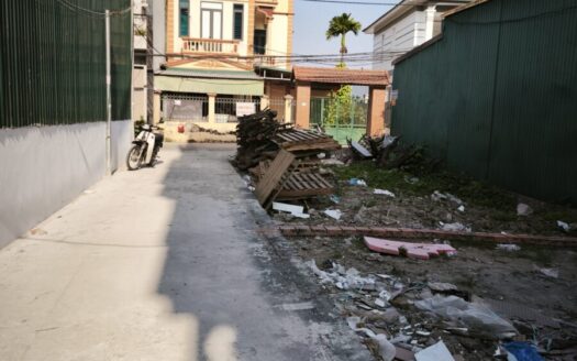 BÁN ĐẤT ĐÔNG DƯ GIA LÂM VỊ TRÍ ĐẸP,TRỤC CHÍNH Ô TÔ 7 VÀO ĐẤT*dt 41*Giá NHỈNH 5TỶ