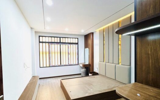 BÁN NHÀ ĐÀM QUANG TRUNG,LONG BIÊN,KINH DOANH,FULL NỘI THẤT GARA Ô TÔ,DT 52M*7T GIÁ 14,8TỶ