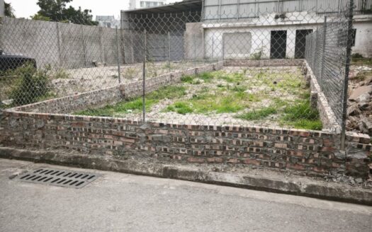 BÁN ĐẤT CỰ KHỐI LONG BIÊN,ĐƯỜNG Ô TÔ TRÁNH,KINH DOANH,Ô TÔ NGỦ TRONG ĐẤT DT 64M*GIÁ 10,6TỶ