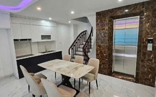 BÁN NHÀ  SIÊU PHẨM PHÚC LỢI – 35M– 6TẦNG THANG MÁY – FULL NỘI THẤT–NHỈNH 8 TỶ