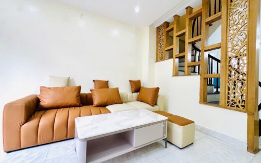 -BÁN NHÀ TRUNG TÂM THẠCH BÀN – LONG BIÊN