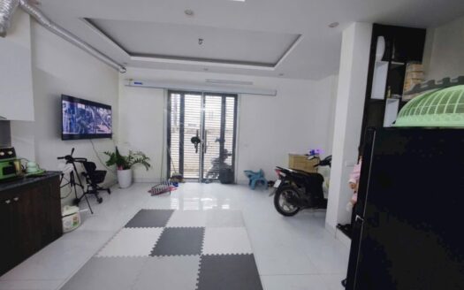 -Bán nhà Long Biên 34.4m x 5 tầng.