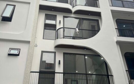 -NHÀ ĐẸP -THẠCH BÀN -LONG BIÊN