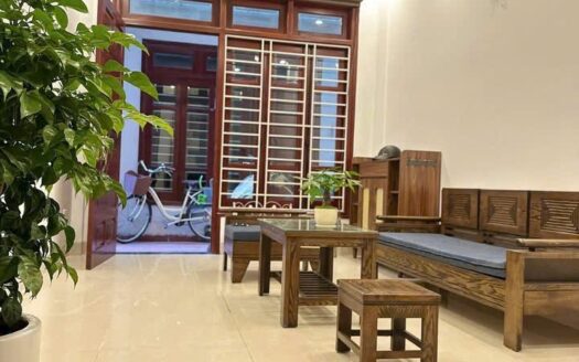 -Bán nhà ngõ 134 Thạch Bàn