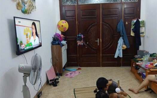 -CÒN 1 CĂN DUY NHẤT GIÁ 5,55TỶ TẠI PHỐ BÁT KHỐi-lONG BIÊN!