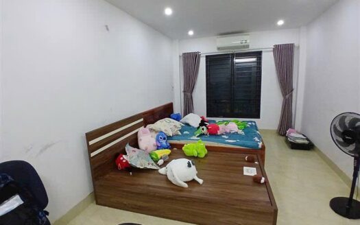 -CÒN 1 CĂN DUY NHẤT GIÁ 5,55TỶ TẠI PHỐ BÁT KHỐi-lONG BIÊN!