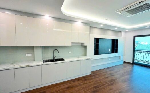 Bán Nhà 42m x 6 Tầng, Lô góc, Đối Diện Aeon Long Biên, Đường Ô tô Ra Vào, Full Nội Thất