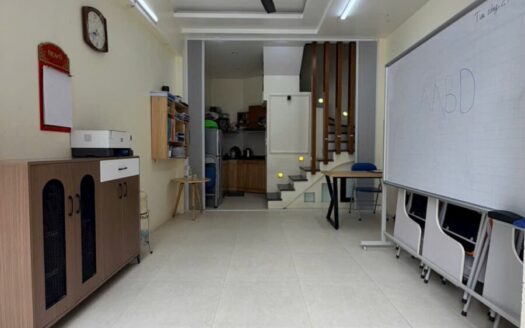 Bán nhà Cổ Linh – Thạch Bàn, ngay gần Aeon Long Biên. Vị trí hiếm, Ô Tô Dừng Đỗ trước cửa nhà chỉ 6.5 tỷ.