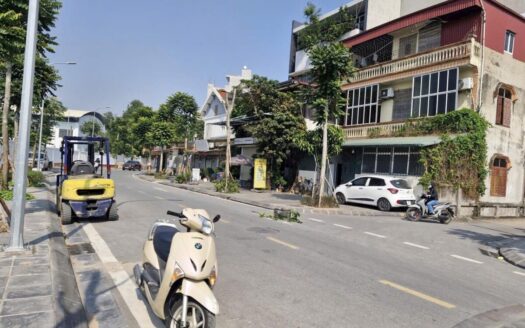 -BÁN ĐẤT VŨ ĐÌNH TỤNG, THẠCH BÀN, LONG BIÊN, 68M2, MT 5.5M, GIÁ 12.8 TỶ, LÔ GÓC Ô TÔ CẠNH TRƯỜNG CẤP 3, KINH DOANH ĐA DẠNG!