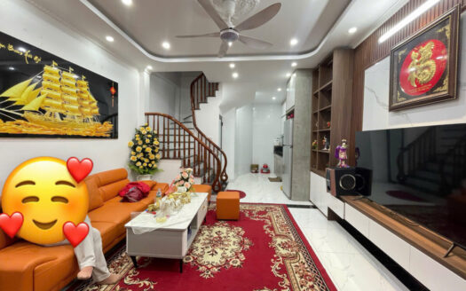 BÁN NHÀ CẠNH CẦU VĨNH TUY – ĐÀM QUANG TRUNG – LONG BIÊN | 32M² | GIÁ 6.85 TỶ