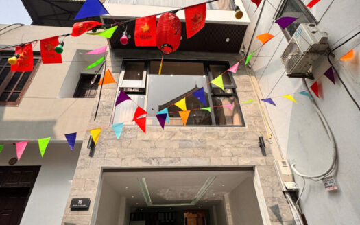 BÁN NHÀ PHƯỜNG LONG BIÊN  | 52M² – 7 TẦNG – THANG MÁY – GARA Ô TÔ – GIÁ TỐT TRONG PHÂN KHÚC