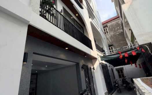 BÁN NHÀ THẠCH BÀN – 50.M² – 6 TẦNG THANG MÁY – 10M RA Ô TÔ – GIÁ 9,X TỶ