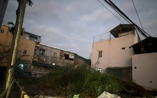 Chủ cần bán gấp!! BÁN đất Đông Dư, Gia Lâm. Diện tích 42m . Giá 4.8 tỷ. Lô góc 2 mặt thoáng