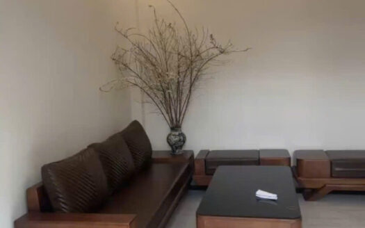 Chính chủ Bán nhà long biên giá rẻ, Đầy đủ đồ chỉ việc vào ở ngõ nông chỉ hơn 20m ra đường trục chính 2 ô tô tránh nhau ,