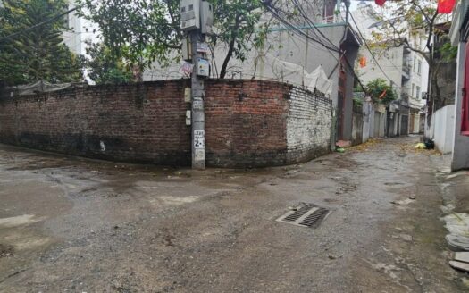 -BÁN ĐẤT THẠCH BÀN -LONG BIÊN